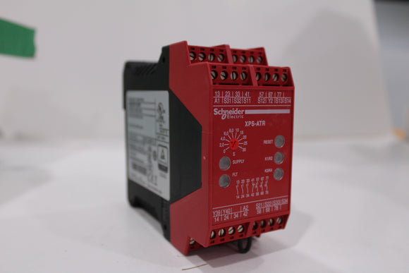 New | Schneider Electric | XPSATR11530P | Module for Emergency Stop