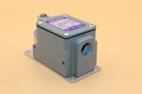 New | SQUARE D | 9007TUB1M11 | HEAVY DUTY POSITION SWITCH UNIVERSAL TYPE CW OPERATION